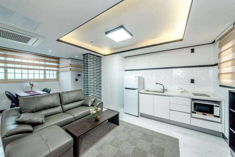 Jeju Skyhill Pension Seogwipo Exterior photo